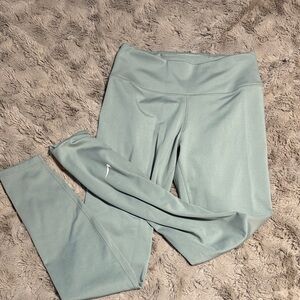 Nike Women's Leggings - Light Green